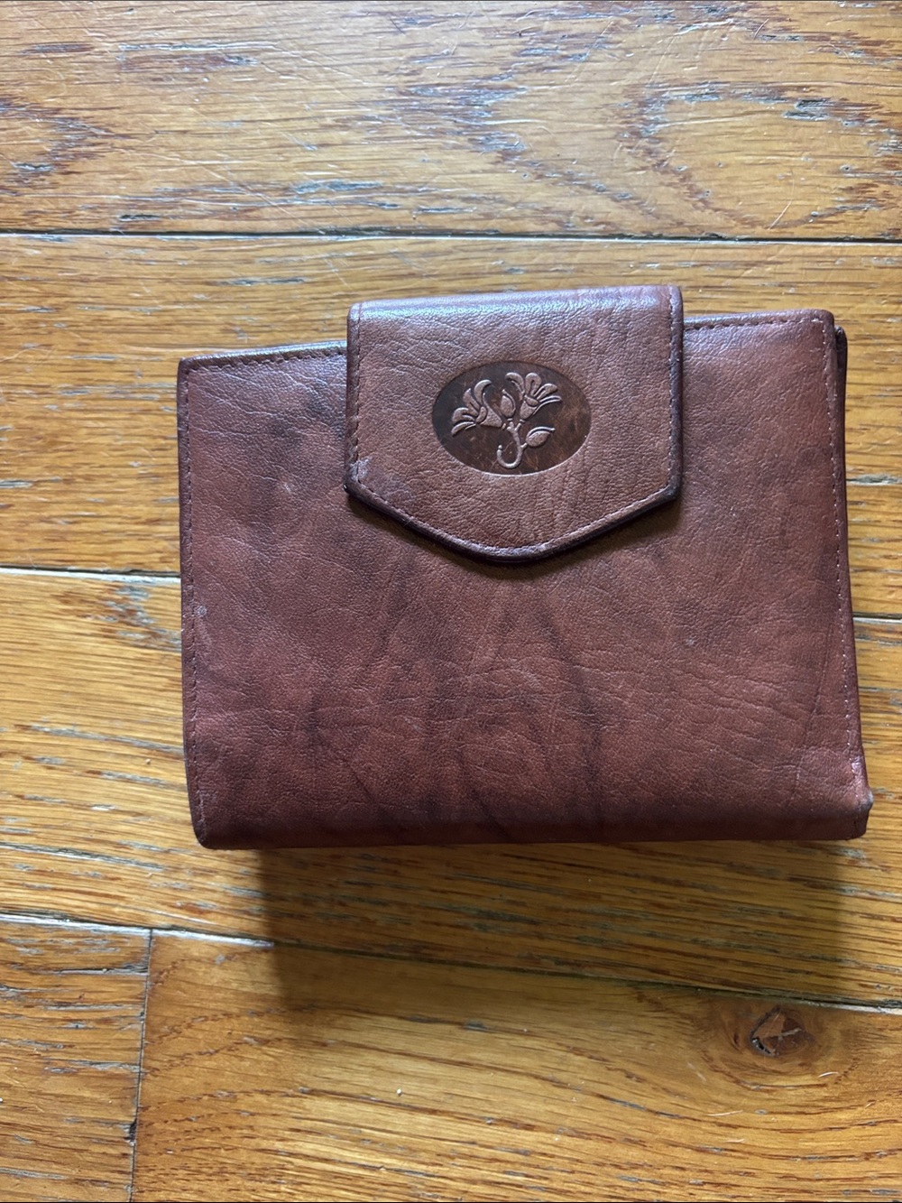 Buxton Brown Leather Fold Wallet ZA